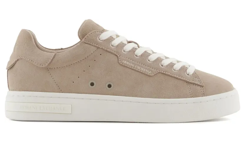 Armani Exchange Sneakers aus Wildleder – Nude (XUX253XV868)