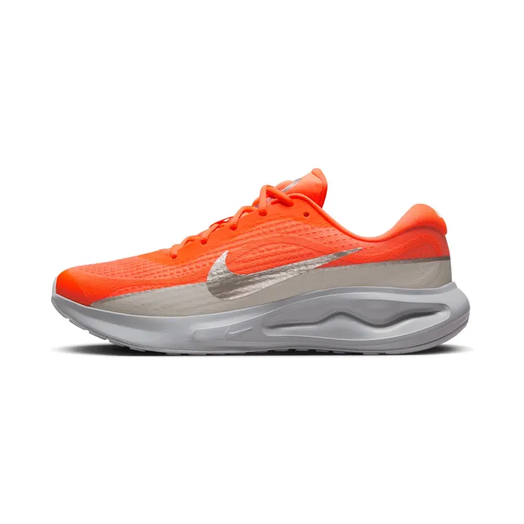 Nike Journey Run Premium “Hyper Crimson / Wolf Grey / Safety Orange / Metallic Silver” (HQ2936-800)