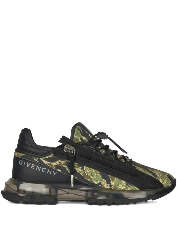 Givenchy Spectre Sneakers mit Camouflage-Print – Schwarz (BH00AFH1UV)