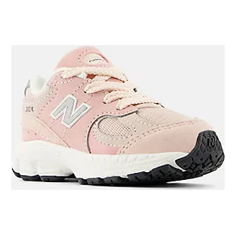 new-balance-2002r IC2002SK