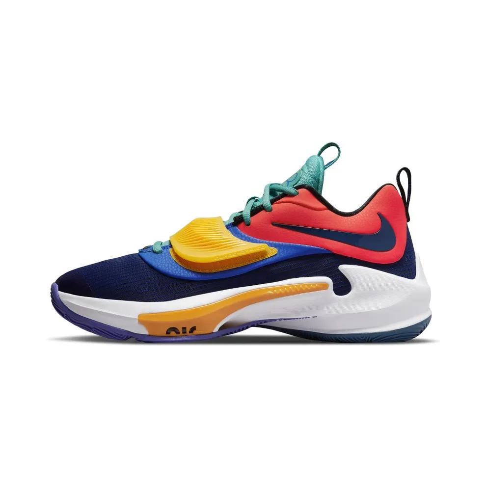Zoom Freak 3 Basketball Red (DA0694-601)
