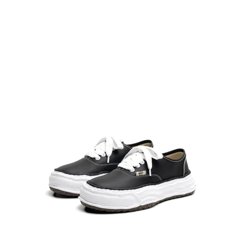 Maison Mihara Yasuhiro Baker 26 “Black” (A16FW702)
