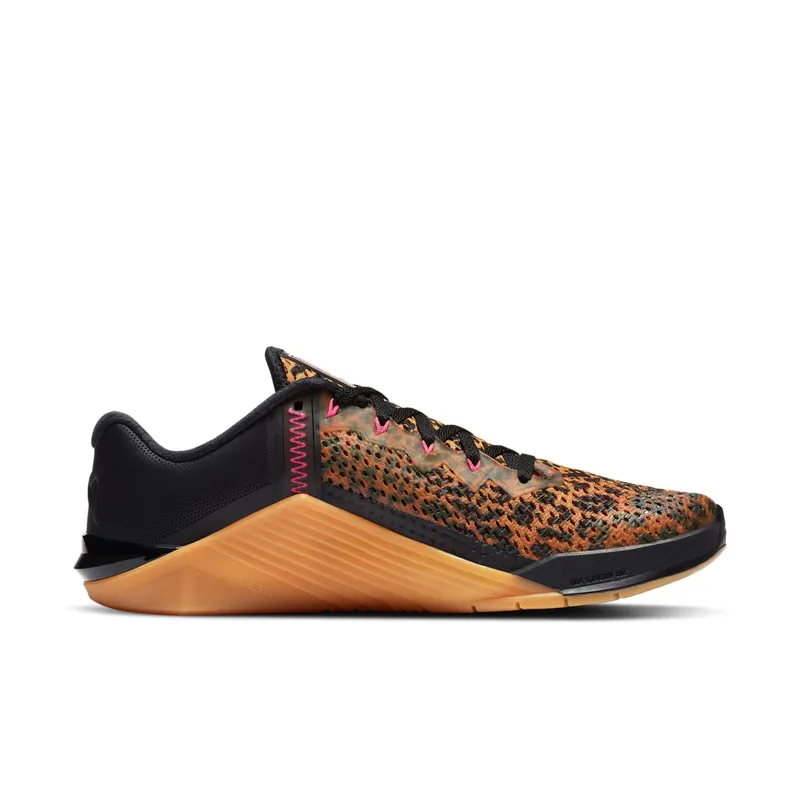 Nike Metcon 6 Cheetah (W) Black/Chutney-Gum Medium Brown-Metallic Gold (AT3160-096)