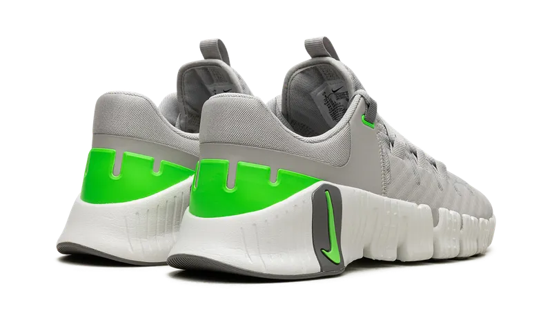Nike Free Metcon 5 “Light Iron” (DV3949-002)
