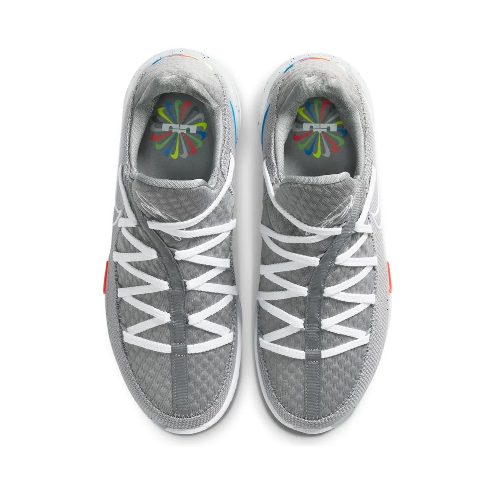 Nike LeBron 17 Low Particle Grey Particle Grey/White-Light Smoke Grey-Black (CD5007-004)