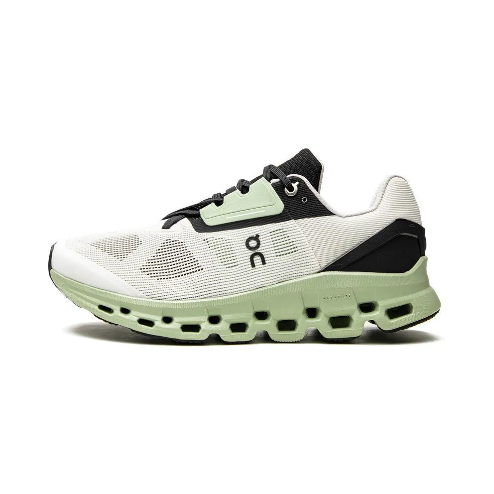 On Running Cloudstratus White / Black (39.99212)