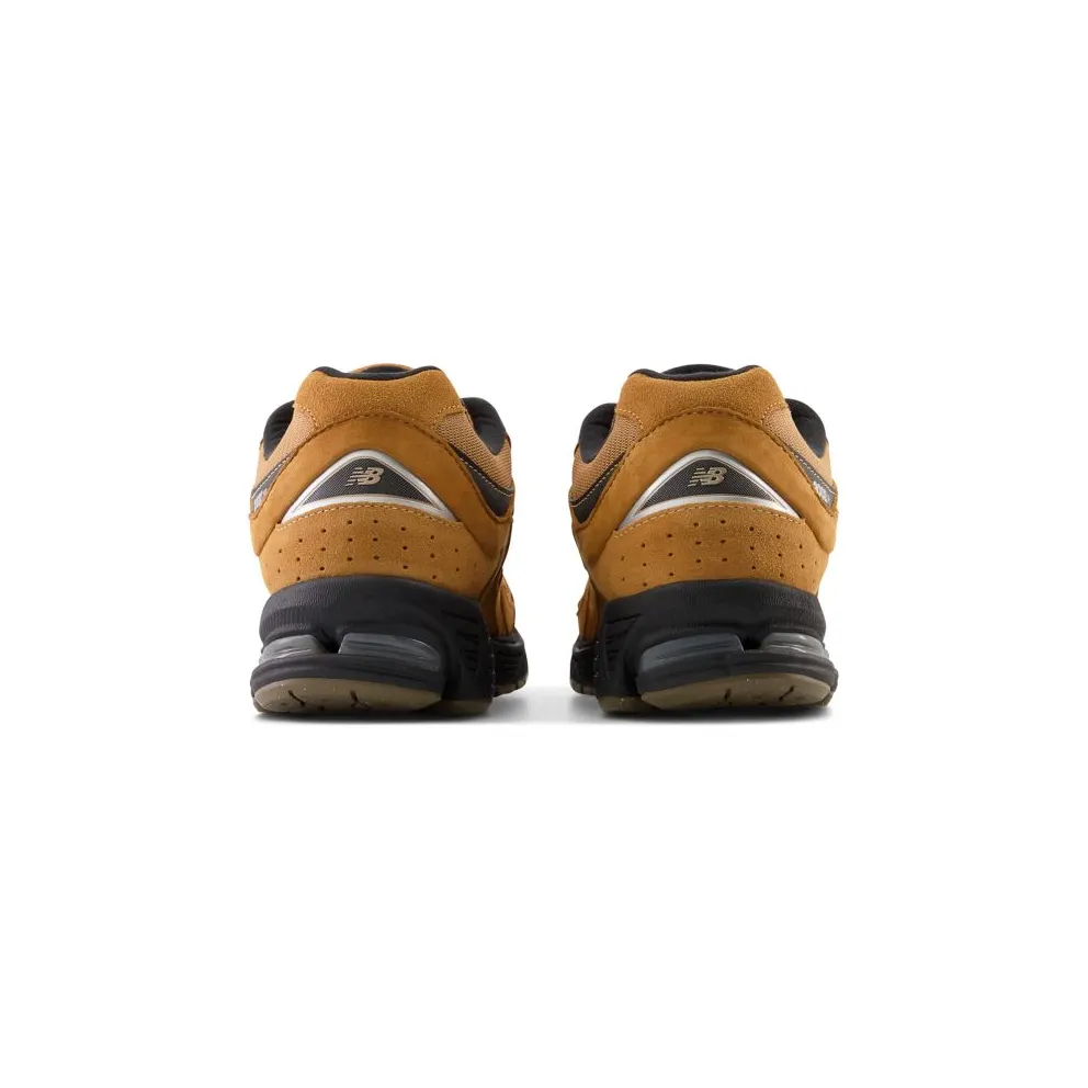 New Balance 2002R “Tobacco” (M2002REI)