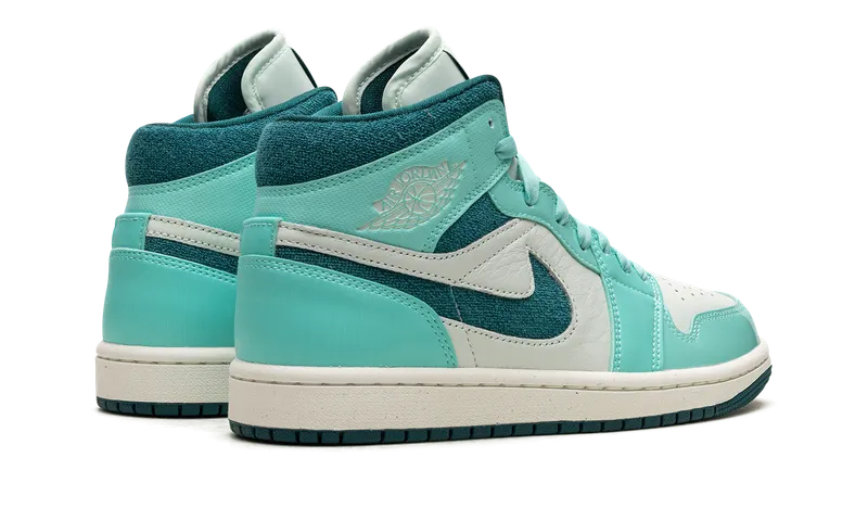 AIR Jordan 1 MID SE “Bleached Turquoise” (DZ3745-300)