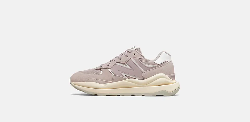 New Balance 57/40 Logwood Team Cream (W5740CD)