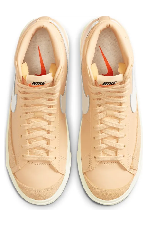nike-blazer CZ1055-700
