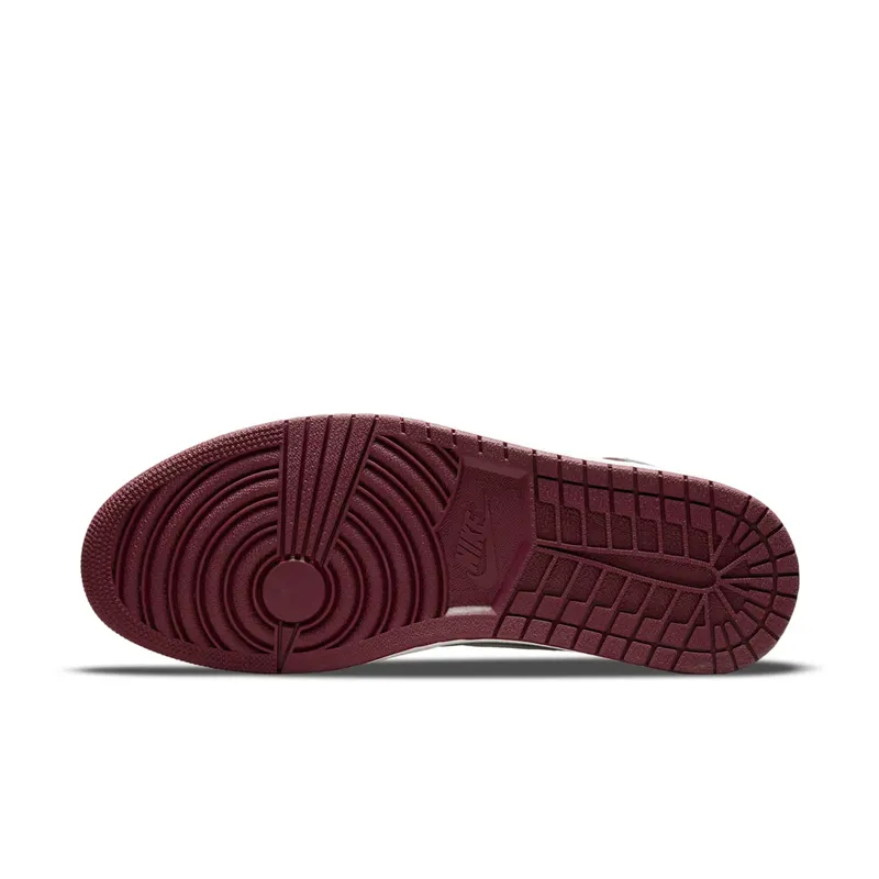 Jordan 1 Retro High OG Bordeaux (GS) (555088-611)