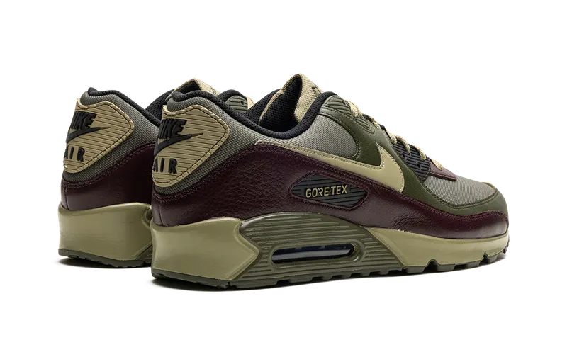 Nike Air Max 90 Gore-Tex “Medium Olive” (FD5810-200)