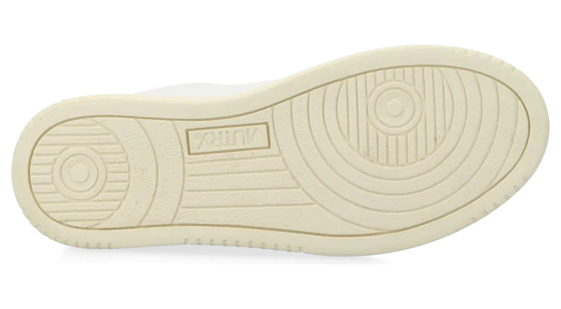 Autry Medalist Low W (Beige / Black) – (AULWLS21) (5)