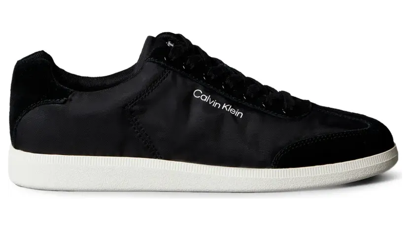 Calvin Klein Sneakers mit Schnürung – Schwarz (HM0HM02069BEH)