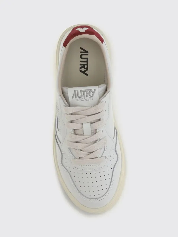 Autry Medalist Low in Calf Leather with Perforated Toe White 3 (AULWBJ01)