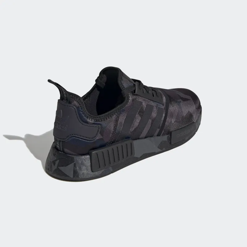 adidas NMD R1 Core Black Grey Six Core Black/Grey Six/Carbon (EF4263)