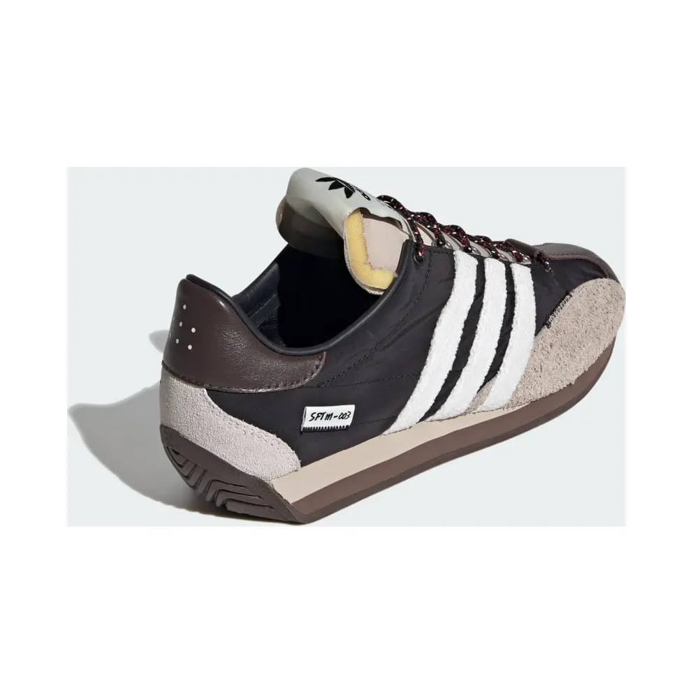 adidas Country OG Low Trainers Core Black / Core White / Wonder Beige (ID3546)