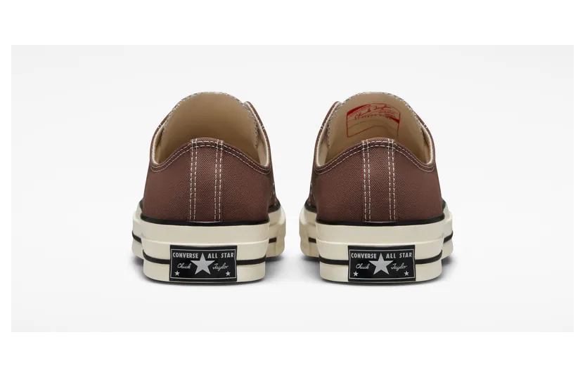 converse-chuck-taylor-all-star A02768C