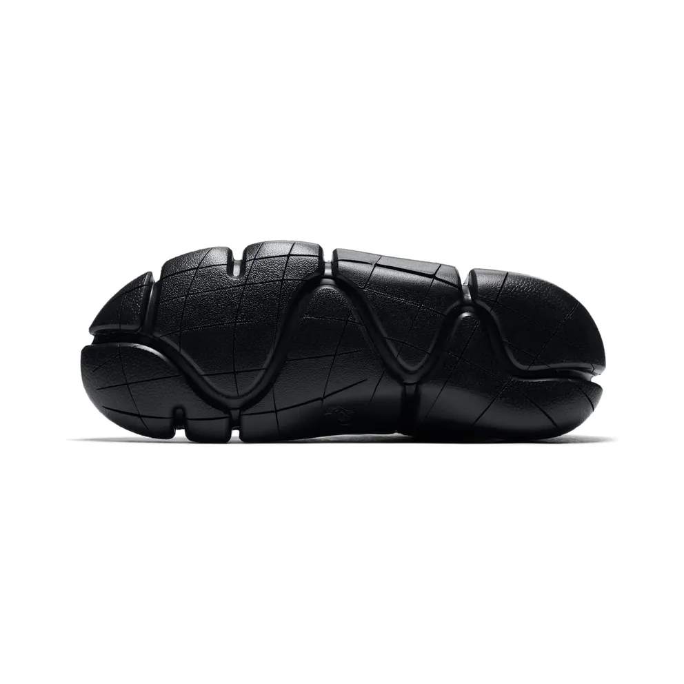 Nike Footscape Flyknit DM Triple Black Black/Black-Black (AO2611-003)