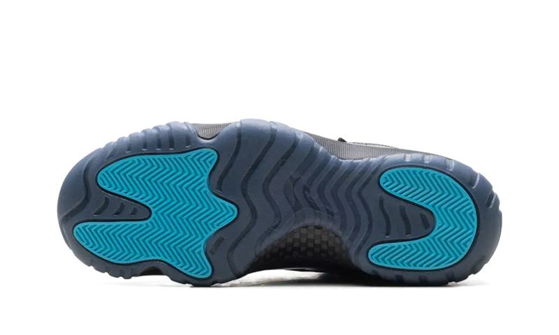 Air Jordan 11 Retro “Gamma Blue (2025)” (CT8012-047)