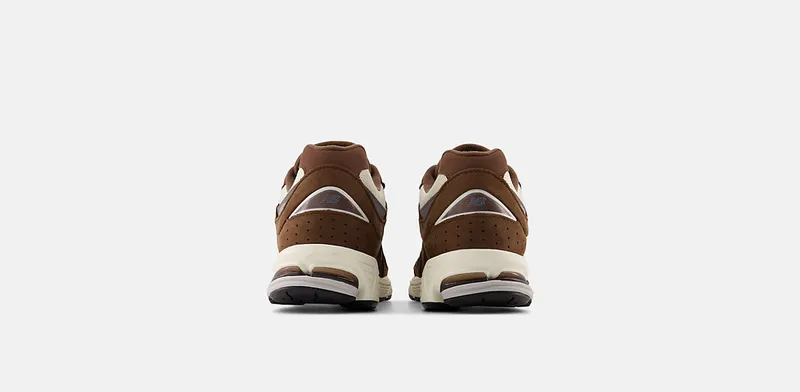 New Balance 2002R “Brown / Beige” (M2002RHS)