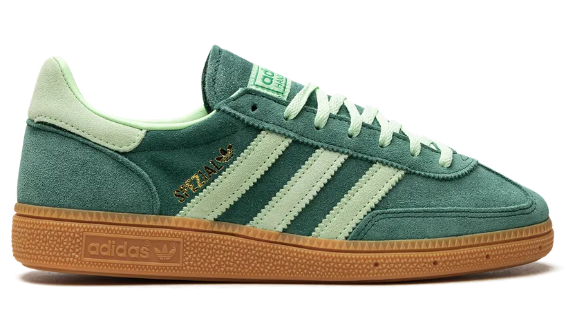 adidas Handball Spezial “Collegiate Green”: groen op groen, toch rustig (5)