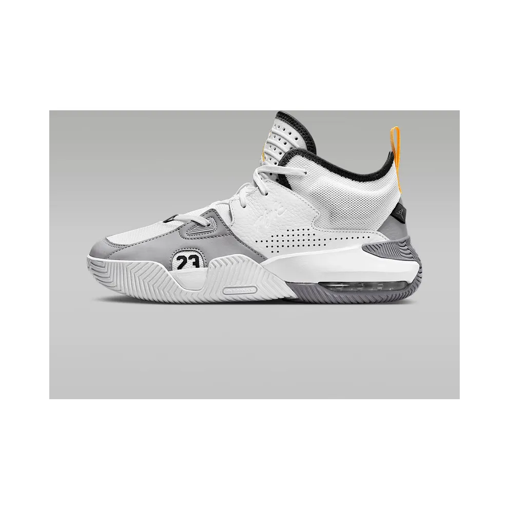 Jordan Stay Loyal 2 “White / Cement Grey / Anthracite / Topaz Gold” (DQ8401-103)