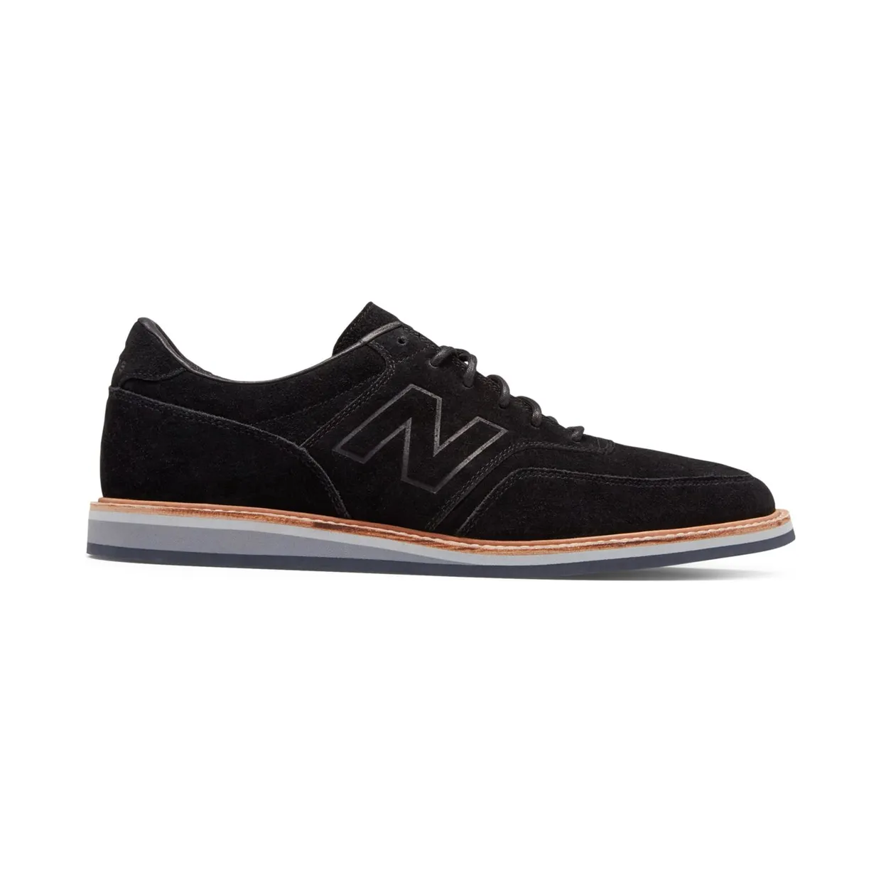 new-balance-sneaker MD1100BK