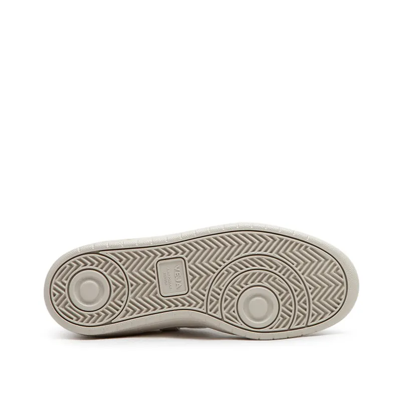 Veja WMNS V-10 CWL – “White” (VX0702892A)