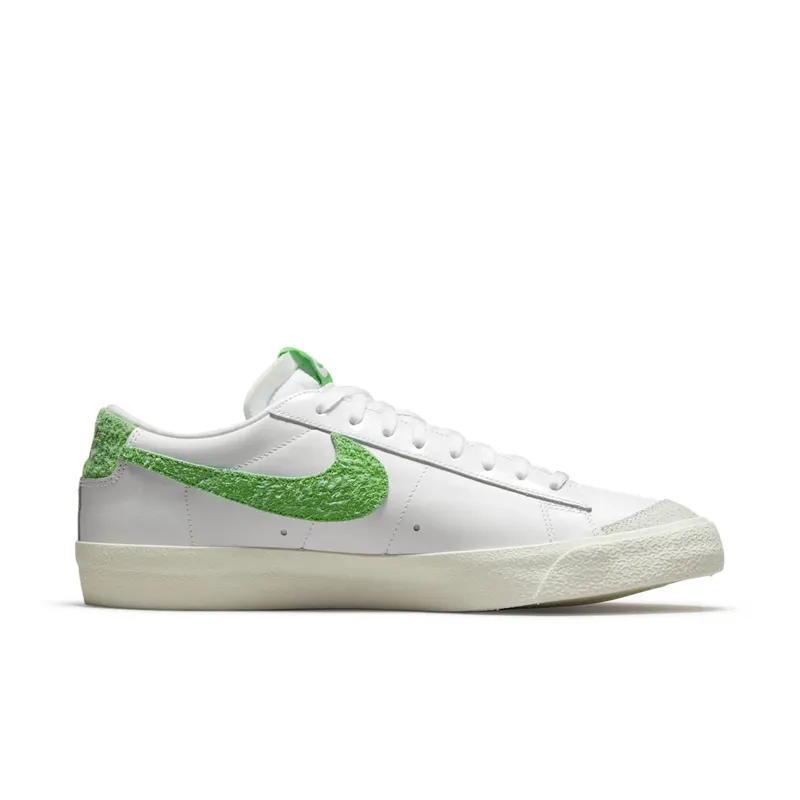 Nike Blazer Low Soccer (DJ6193-100)
