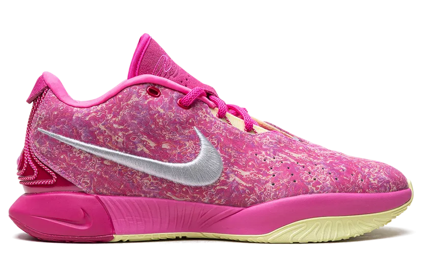 nike-lebron HF0700-900