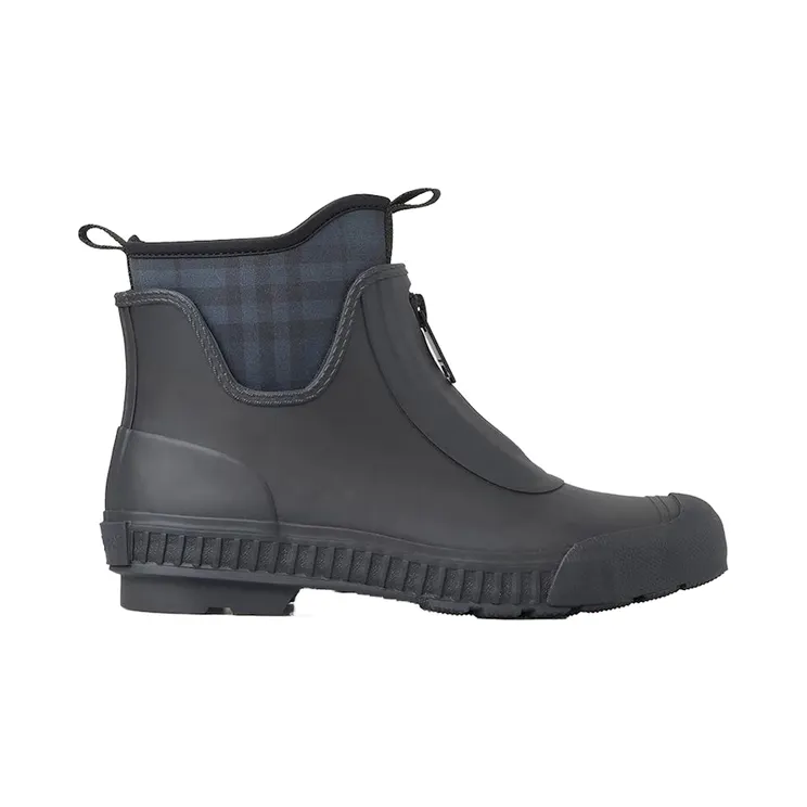 Burberry Flinton Rain Boots Black Charcoal Rubber (8045835)