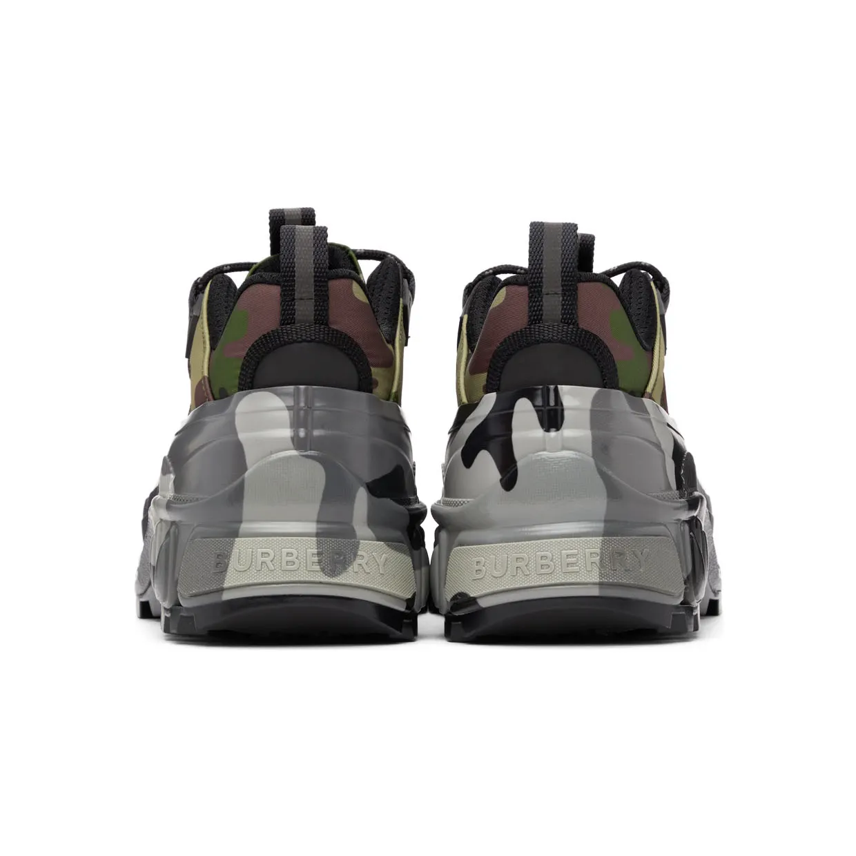 Burberry Arthur “Green/Camo” (8042185) (4)