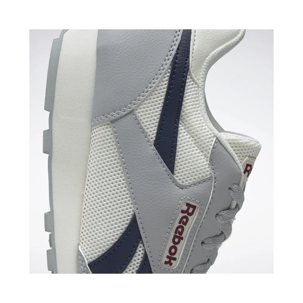 Reebok Rewind Run Shoes Chalk / Vector Navy / Classic Burgundy