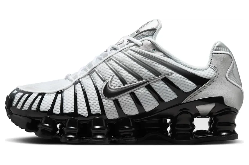 Nike Shox HQ4049-001