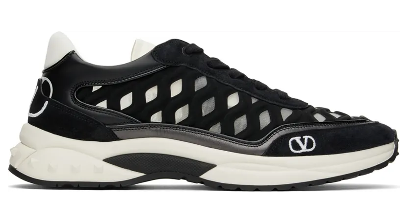 Valentino Garavani Off-White Ready Go Runner Low Sneakers (1W2S0EA5NHR)