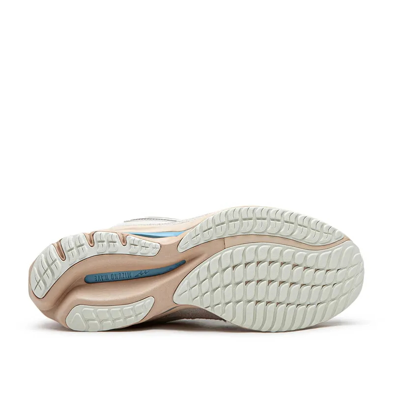 Mizuno Wave Rider Beta – “Beige” (D1GA242701)