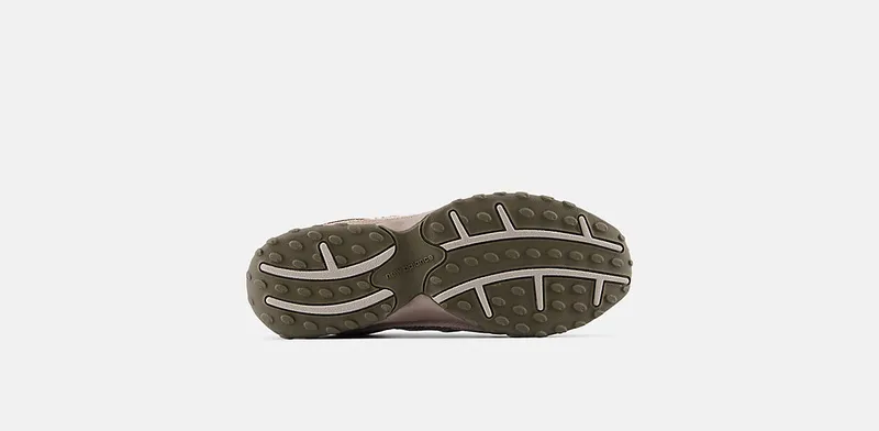 New Balance 204L “Mushroom / Arid Stone” (U204LMMA)