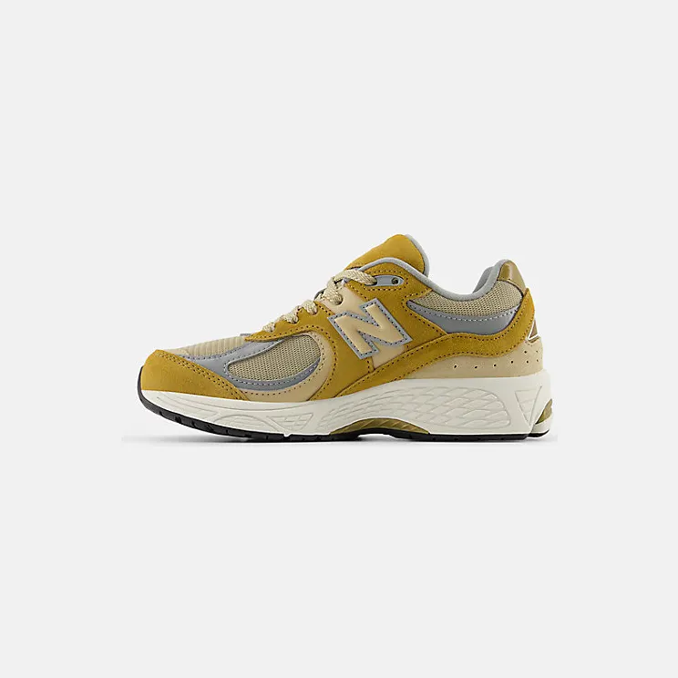 new-balance-2002r GC2002CE