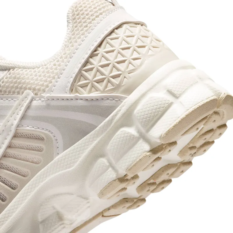 Nike Zoom Vomero Phantom/Cream Ii/Sail/Light Bone (IR4587-016)