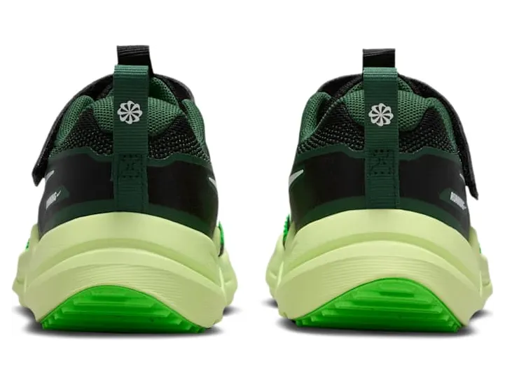 nike-cosmic-runner HM4400-009