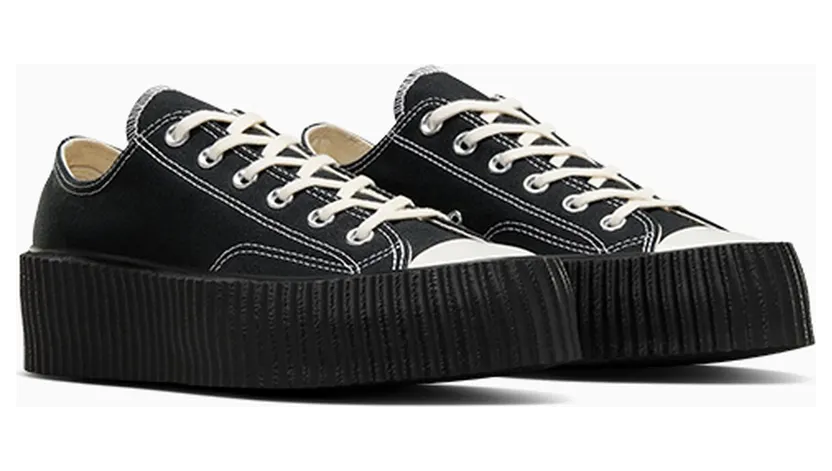 converse-chuck-taylor-all-star A12424C