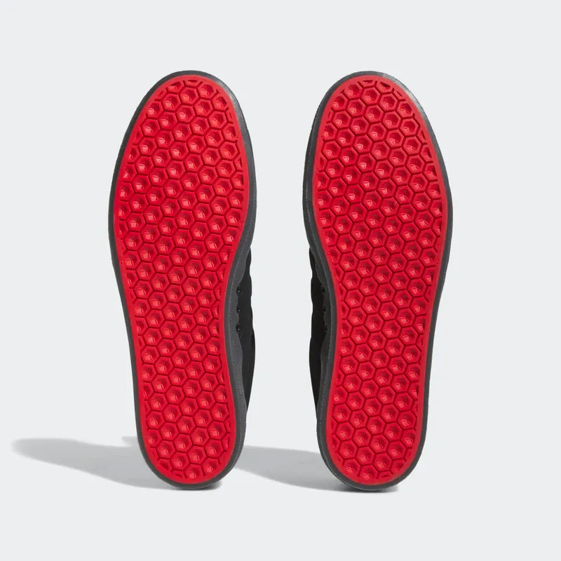 Adidas 3MC Core Black / Cloud White / Better Scarlet (HR0065)