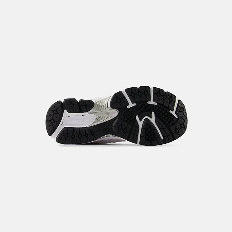new-balance-2002r GC2002KB