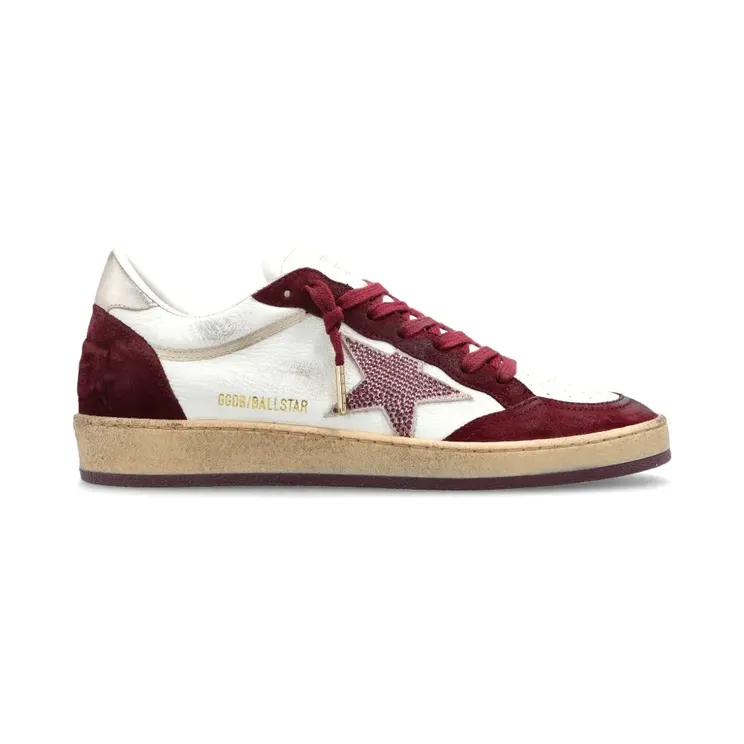 Golden Goose Ballstar low-top met sterapplicatie “Red” (GWF00117F008066)