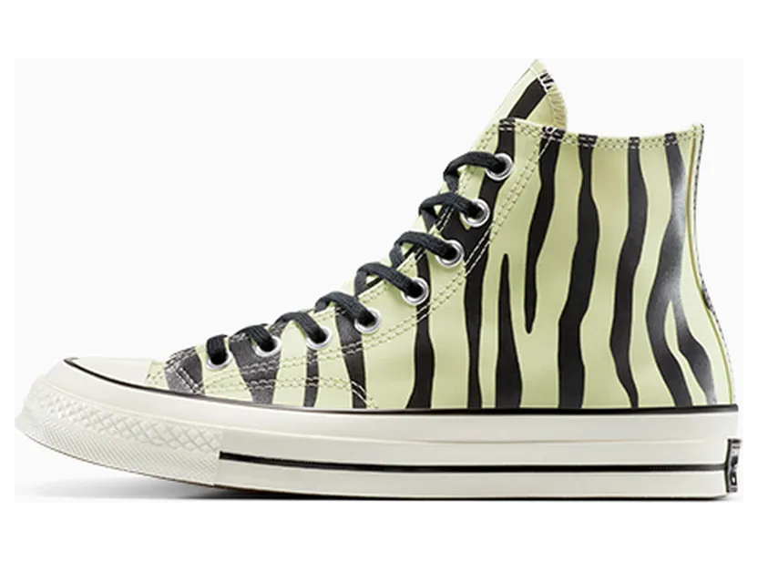 converse-sneaker A15032C