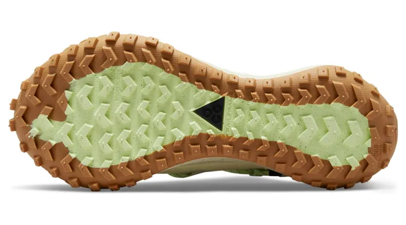 nike-acg DD2861-001