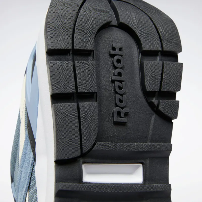 reebok-classic-leather GW3809