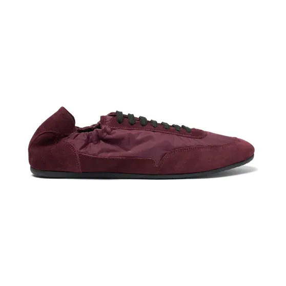 Scarosso Leggera “Red” (LEGGERASNEABURNYLO)