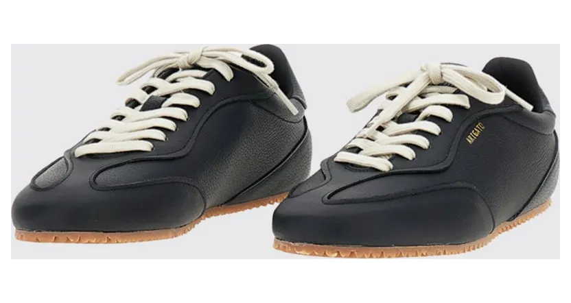 Axel Arigato Daze Runner Grained Leather Sneakers with Laminated Logo Black (F4031001)